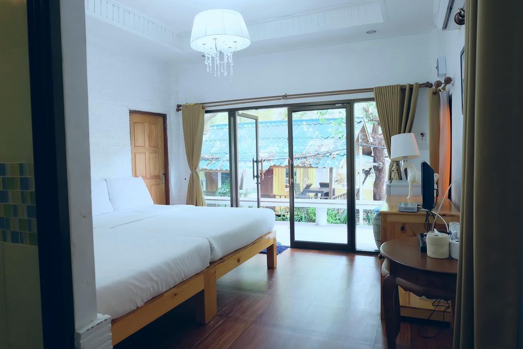 Ban Sairung Hotel Rayong Exterior photo