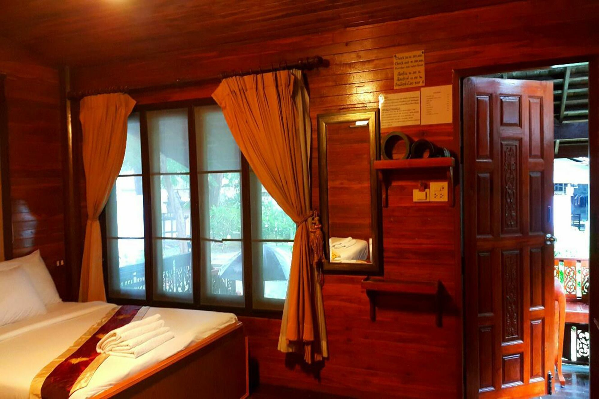 Ban Sairung Hotel Rayong Exterior photo
