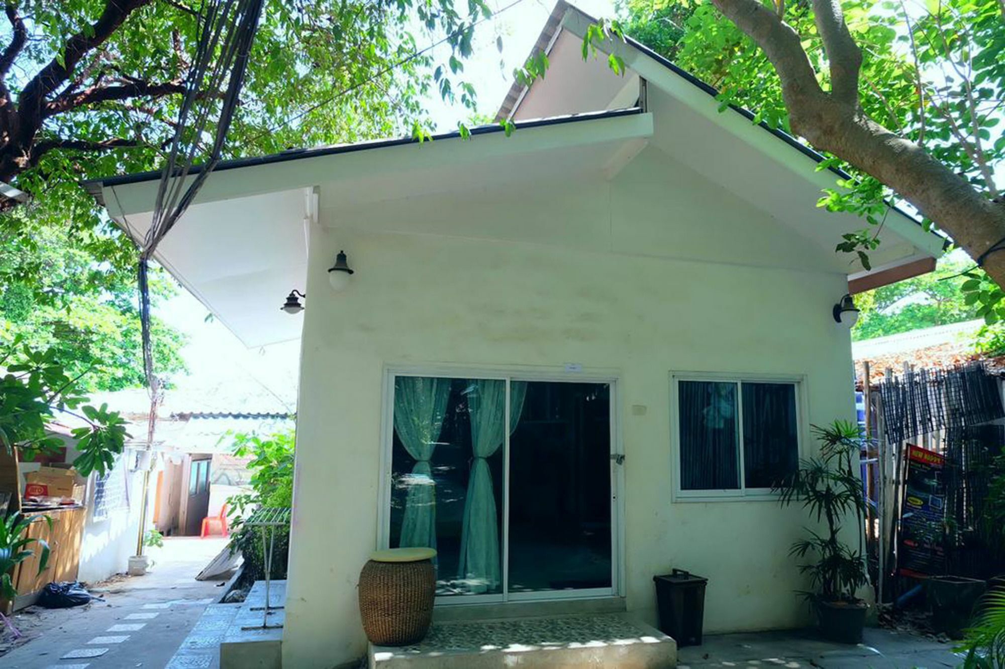 Ban Sairung Hotel Rayong Exterior photo